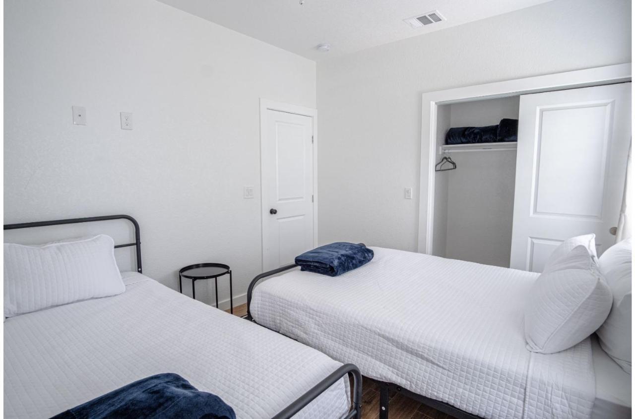 Brand New 4 Stylish 3Br Near Exciting Downtown Apartment San Antonio Bagian luar foto